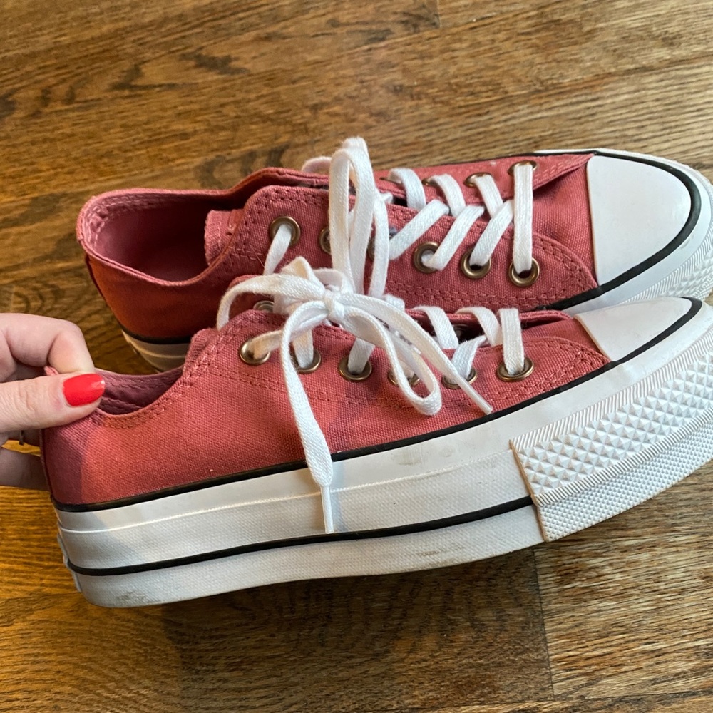 Converse Platform Sneaker